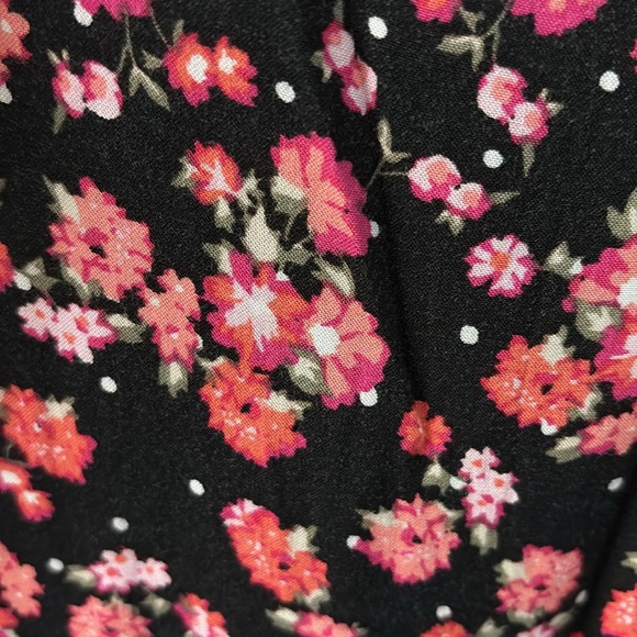 Aeropostale x Bethany Mota Floral Lightweight Romper - Picture 2 of 8